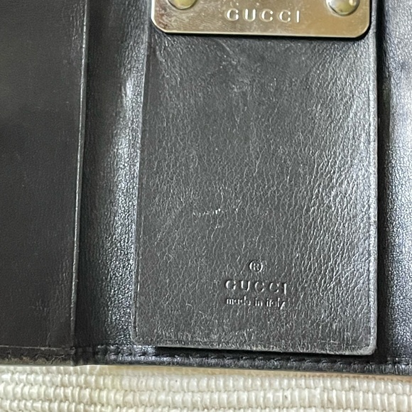 Gucci six key holder. Offers welcome!! - Picture 2 of 6